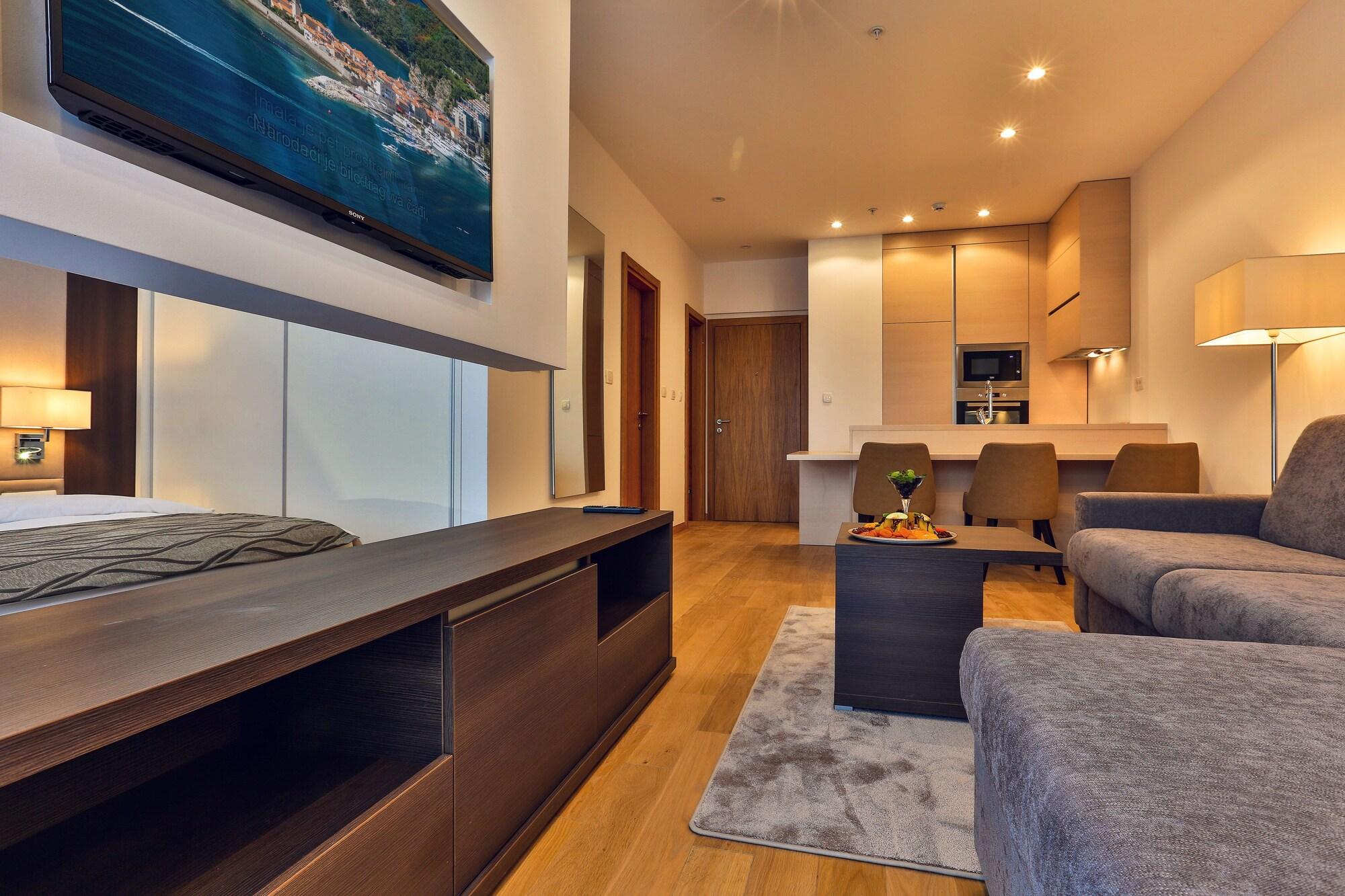 Wow 4* Budva