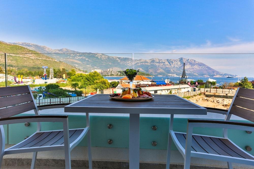 Hotel Wow 4*